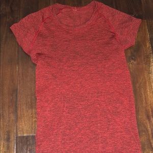 Lululemon fitted shirt